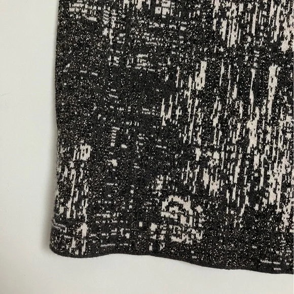 NIC + ZOE stretch mini skirt - Picture 2 of 4